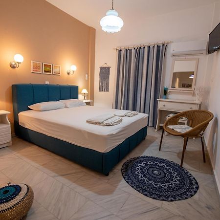 Stella Studios Poros Town Exterior photo