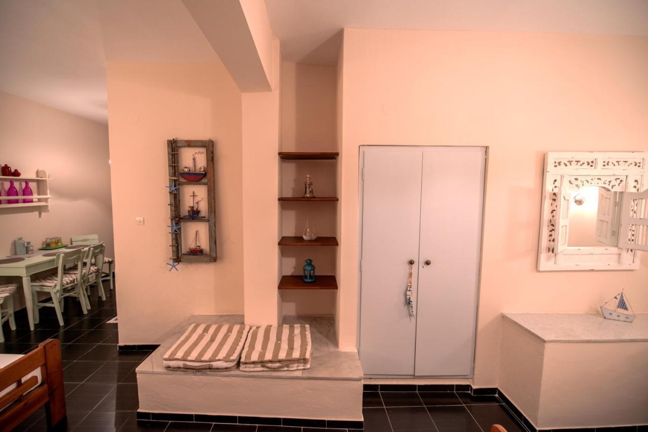 Stella Studios Poros Town Exterior photo