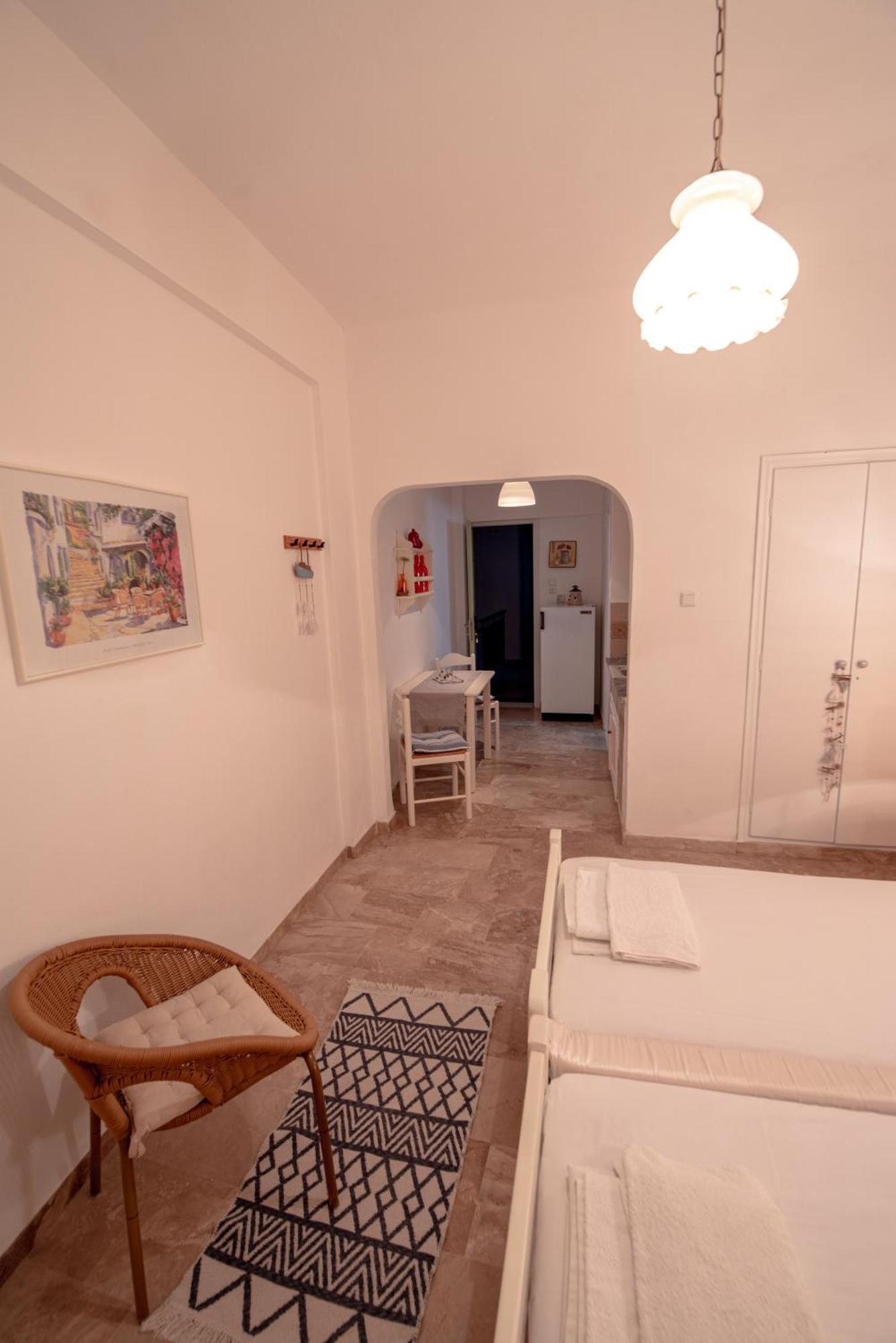Stella Studios Poros Town Exterior photo
