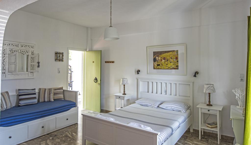 Stella Studios Poros Town Exterior photo